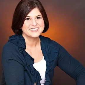 Making the Leap into Entrepreneurship with Lora Poepping