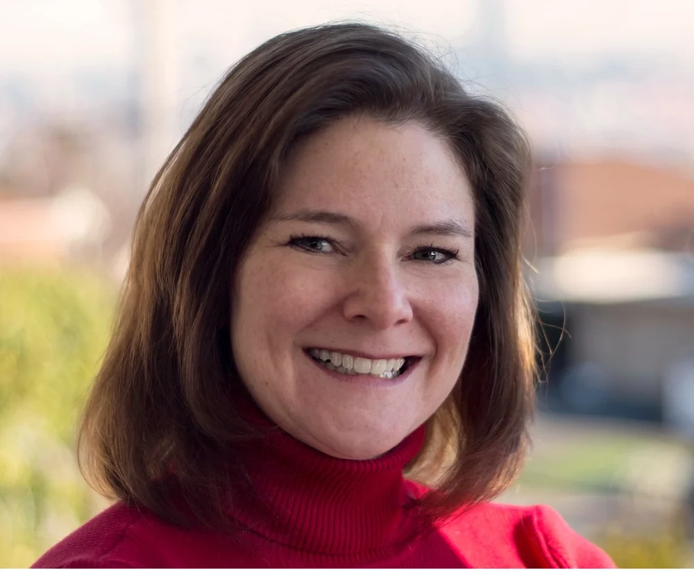 Navigating The Performance Review with Michele Goedde